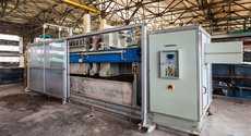 Recessed-plate filter press